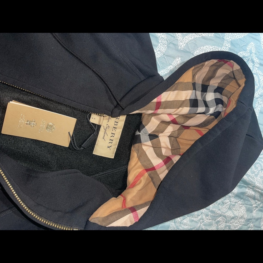 Black Burberry sweater BRAND NEW
